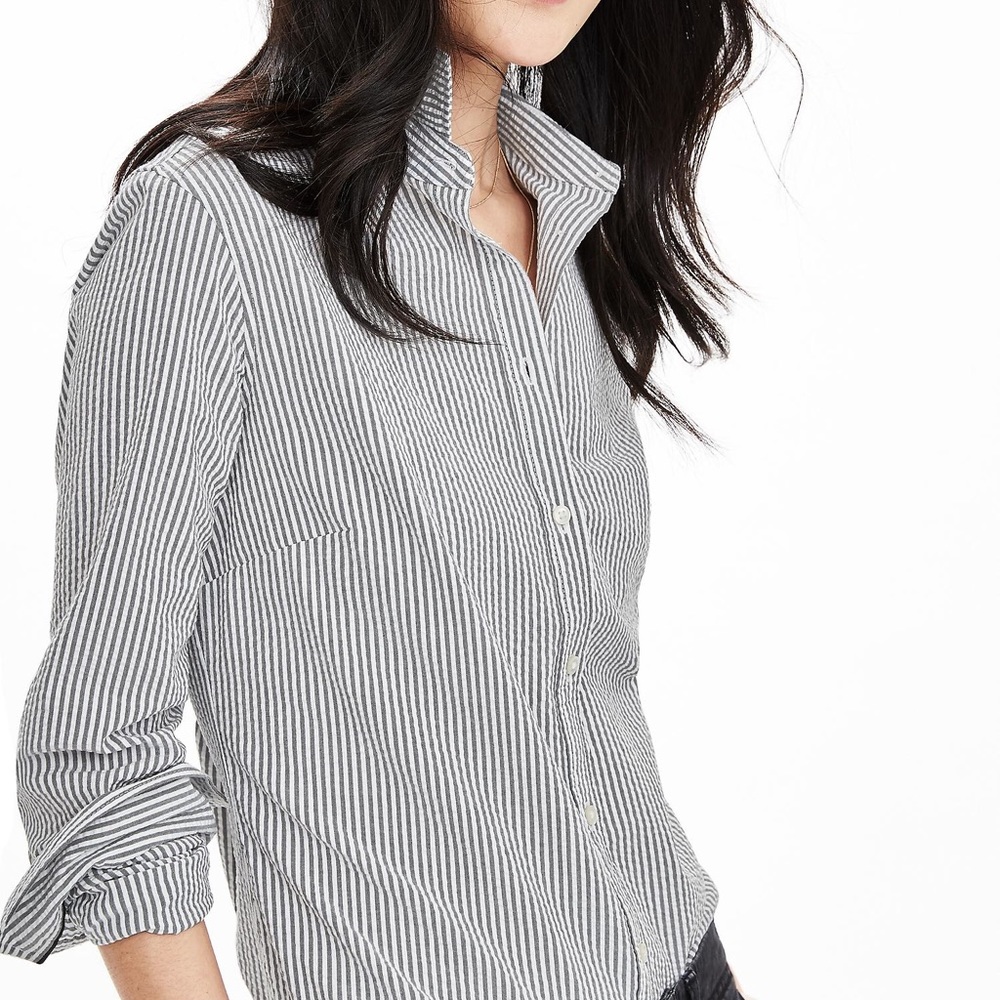 Banana Republic Riley Fit Seersucker Shirt